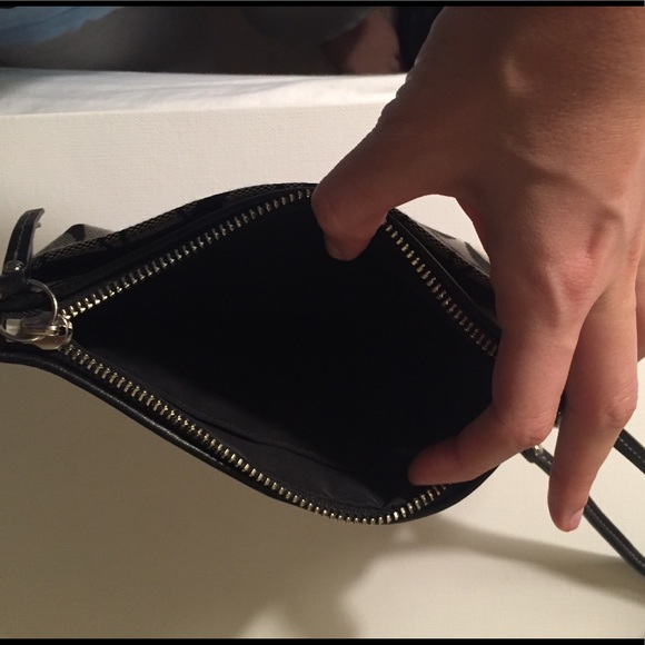Coach Large Wristlet Black and Grey - Never used! - Picture 4 of 4